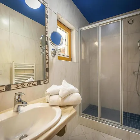 Almdorf Zillertal, Шале