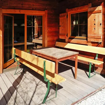 Almdorf Zillertal, 木屋 菲根