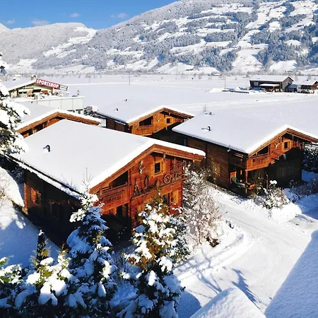 Almdorf Zillertal, 木屋 菲根
