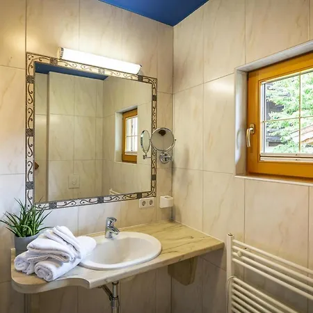 Almdorf Zillertal, Шале