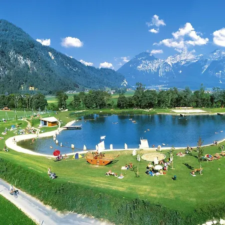 Almdorf Zillertal, Fügen