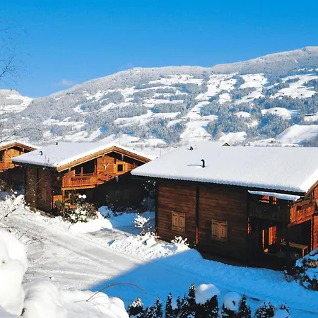 Chalet Almdorf Zillertal, *
