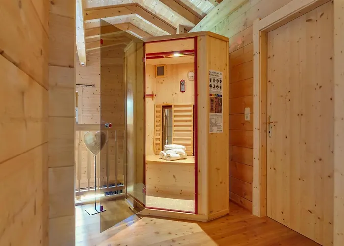 Almdorf Zillertal, Chalet Fuegen