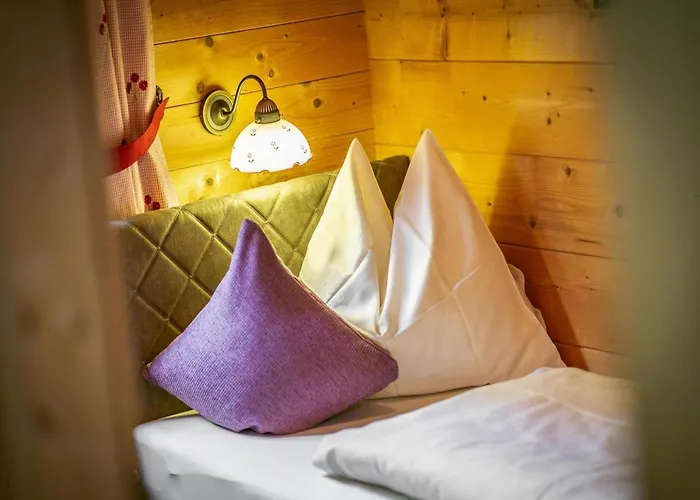 Chalet Almdorf Zillertal, Fügen