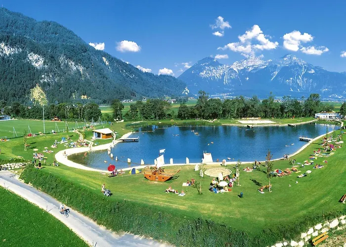 Almdorf Zillertal, Fügen