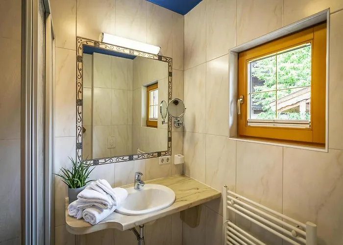 Almdorf Zillertal, شاليه *